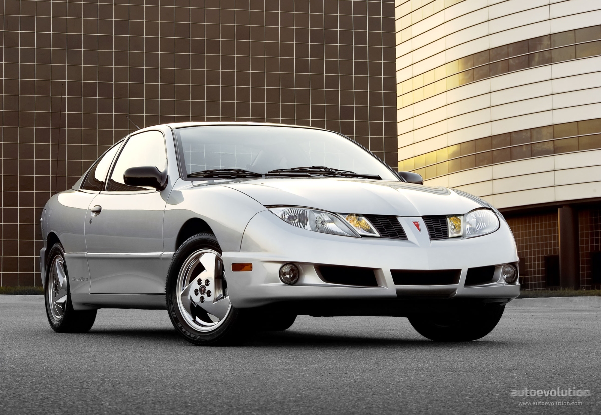 PONTIAC Sunfire Specs & Photos - 2001, 2002, 2003, 2004, 2005 -  autoevolution