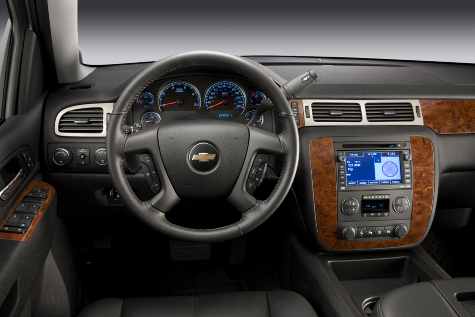 2009 Chevrolet Silverado 1500 Hybrid Interior Photos | CarBuzz