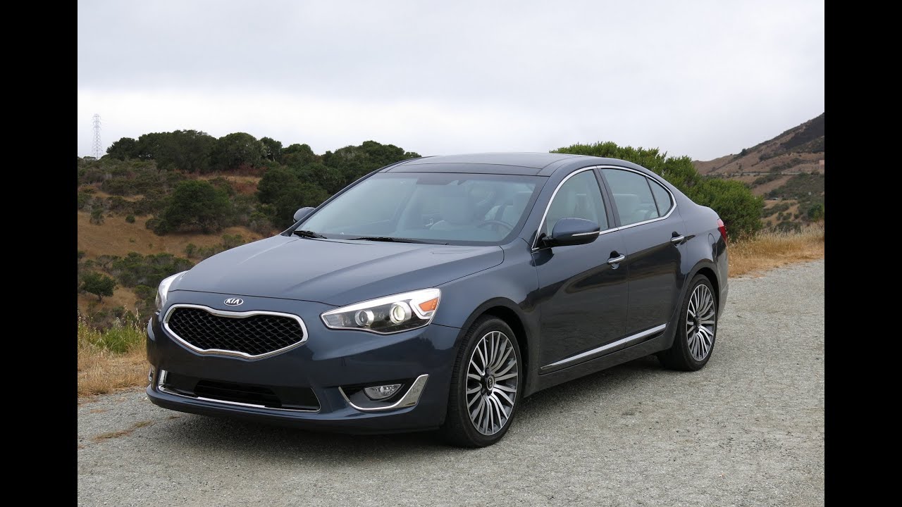 2014 Kia Cadenza Review and Road Test - YouTube