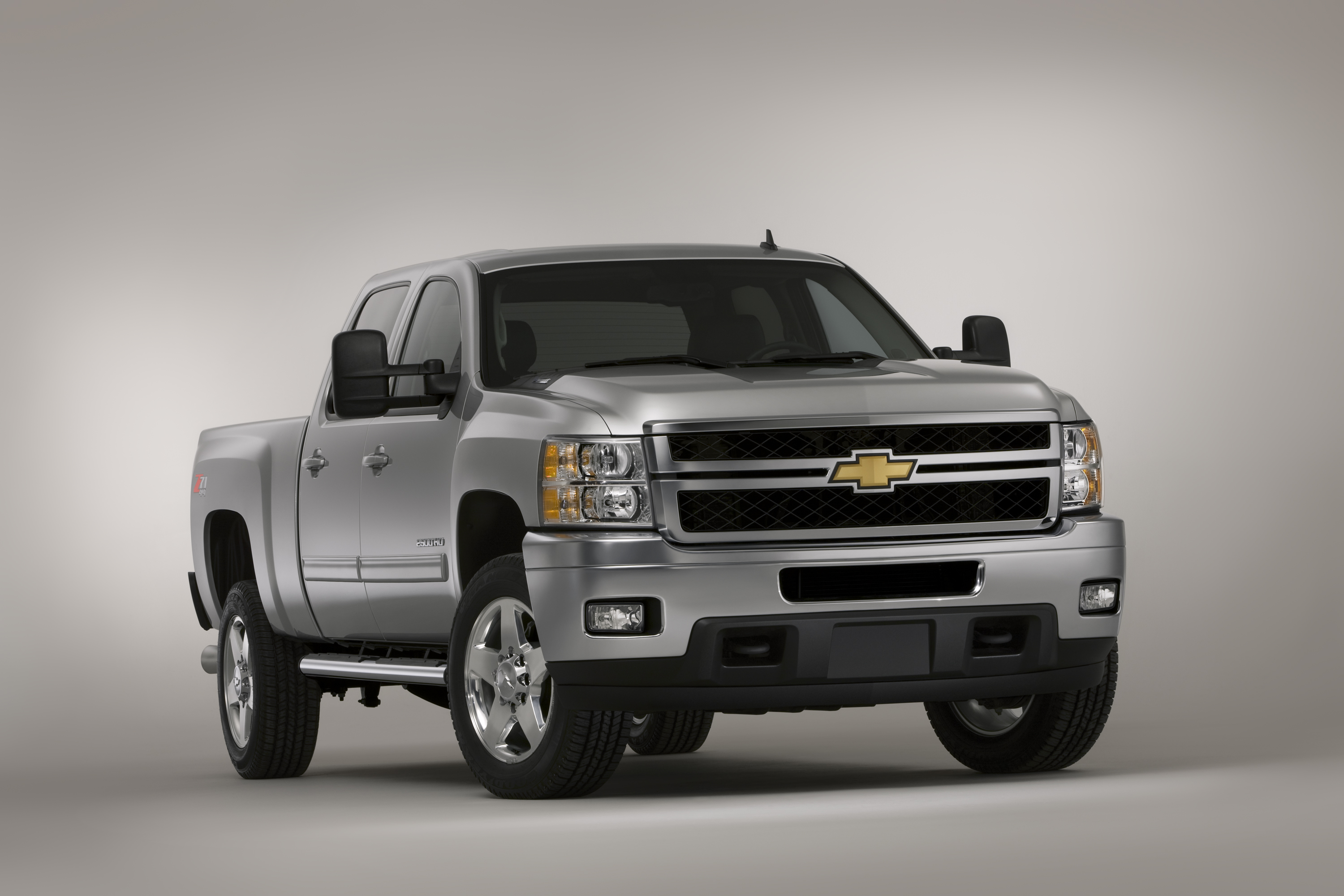 New Chevy HD Has Unseen Goodies Aplenty | GM Authority