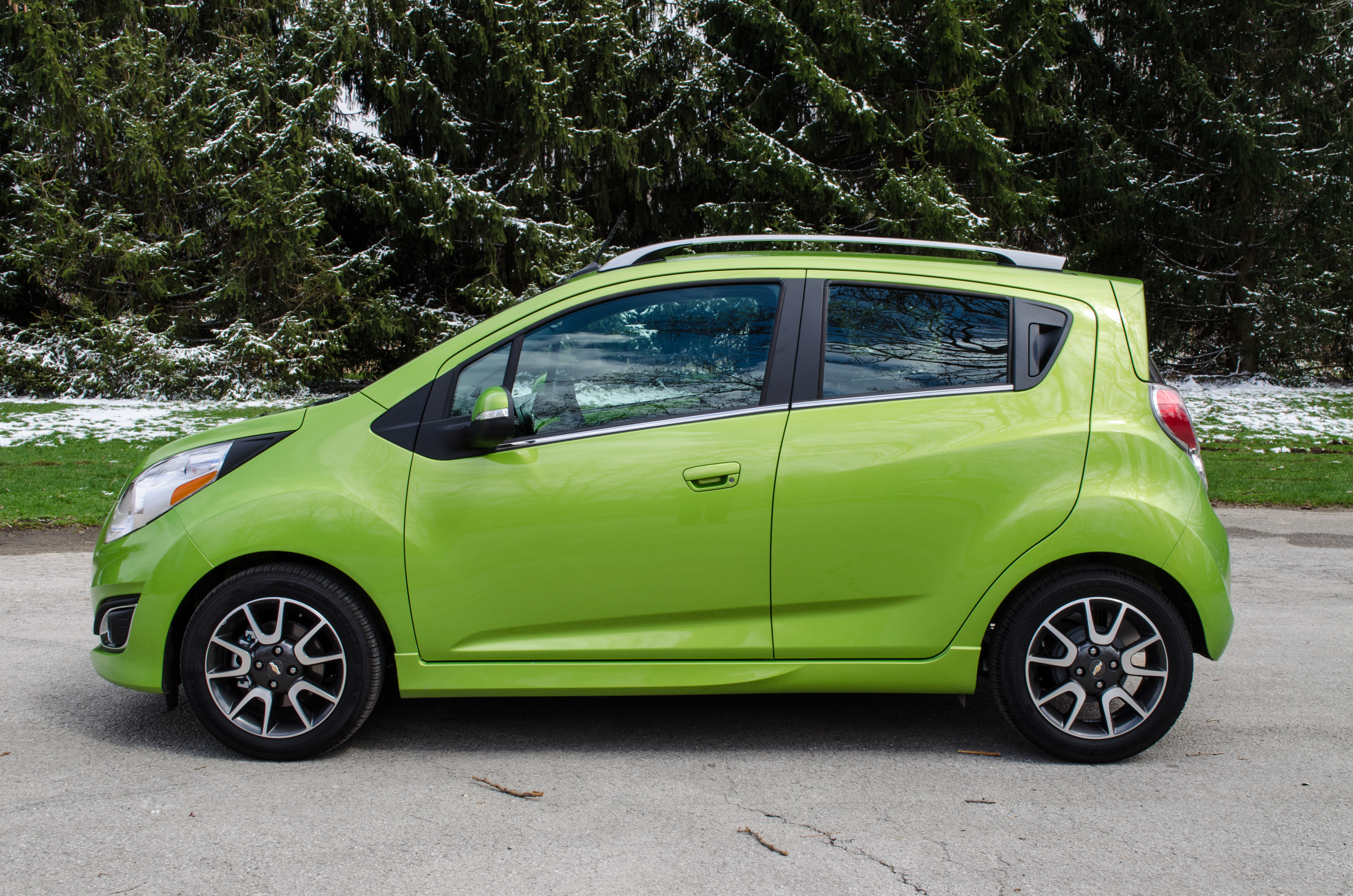 2014 Chevy Spark Review - Motor Review