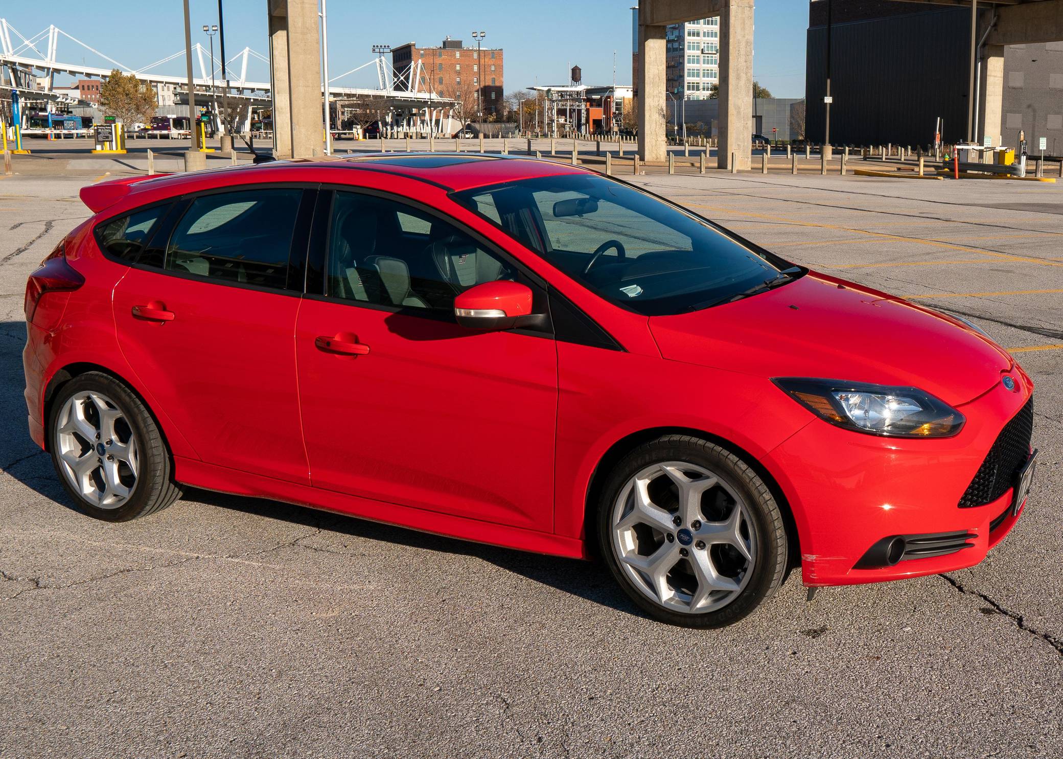 2013 Ford Focus ST auction - Cars & Bids