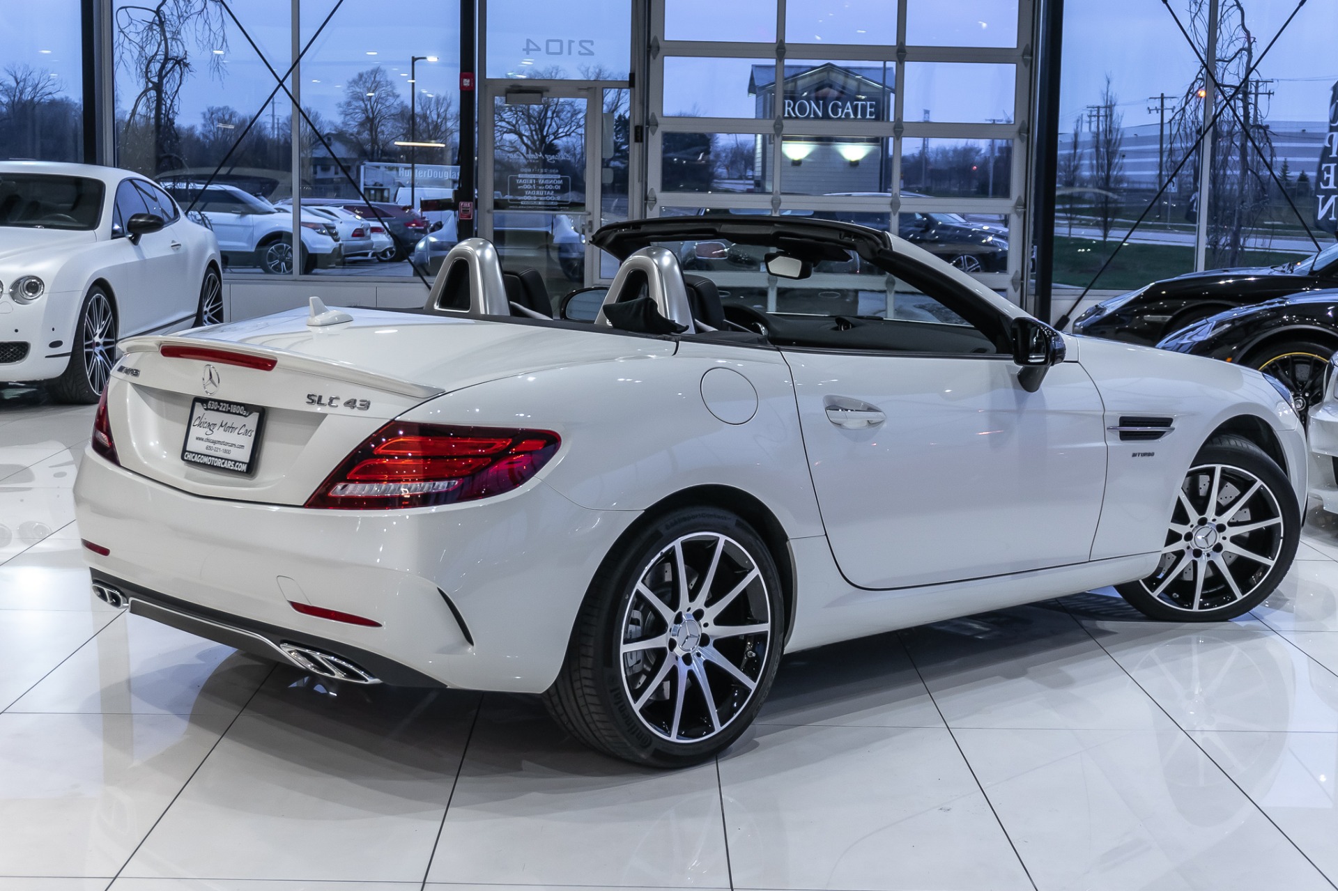Used 2018 Mercedes-Benz SLC43 AMG Convertible **Pano Roof** For Sale  (Special Pricing) | Chicago Motor Cars Stock #15854
