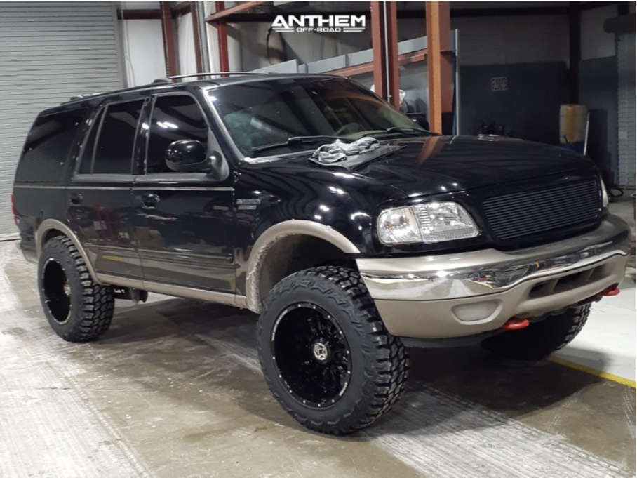 2001 Ford Expedition Wheel Offset Aggressive > 1" Outside Fender Level 2"  Drop Rear | 1471130 | Anthem Off-Road