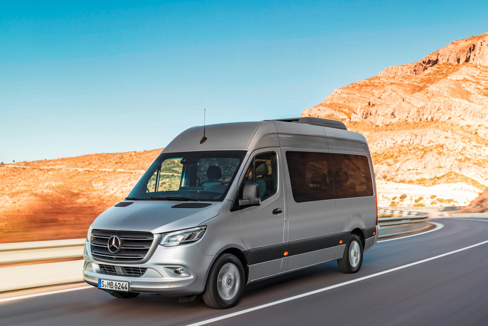 2022 Mercedes-Benz Sprinter Passenger Van Performance: Engine, Horsepower,  MPG, Transmission | CarBuzz