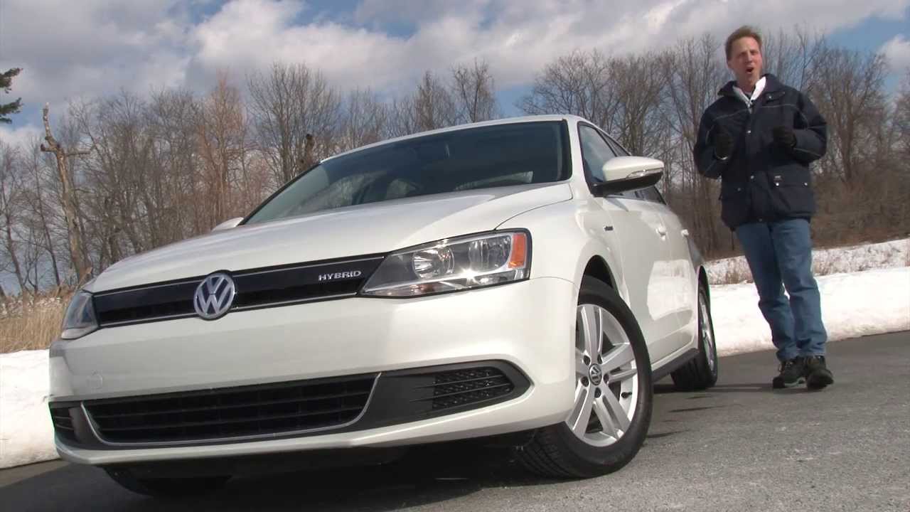 2014 Volkswagen Jetta Hybrid - TestDriveNow.com Review by auto critic Steve  Hammes - YouTube