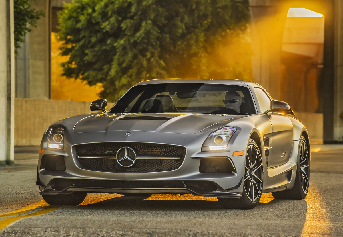 Extreme performance for the road. SLS AMG Black Series Photo Collection |  The World Of Mercedes-Benz AMG