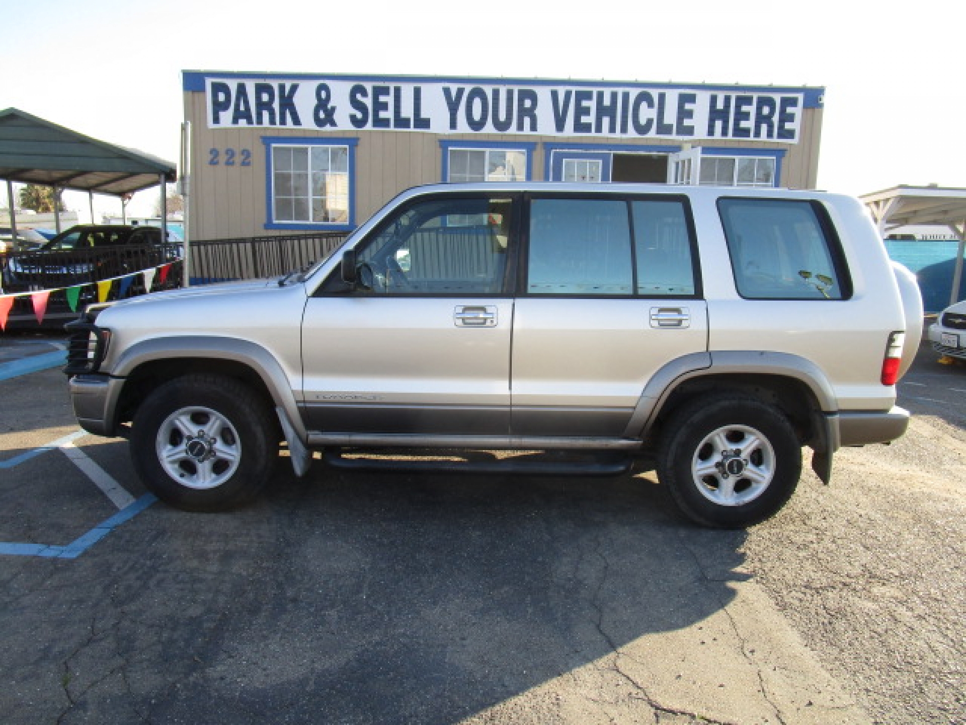 SUV for sale: 2000 Isuzu Trooper Limited in Lodi Stockton CA - Lodi Park  and Sell