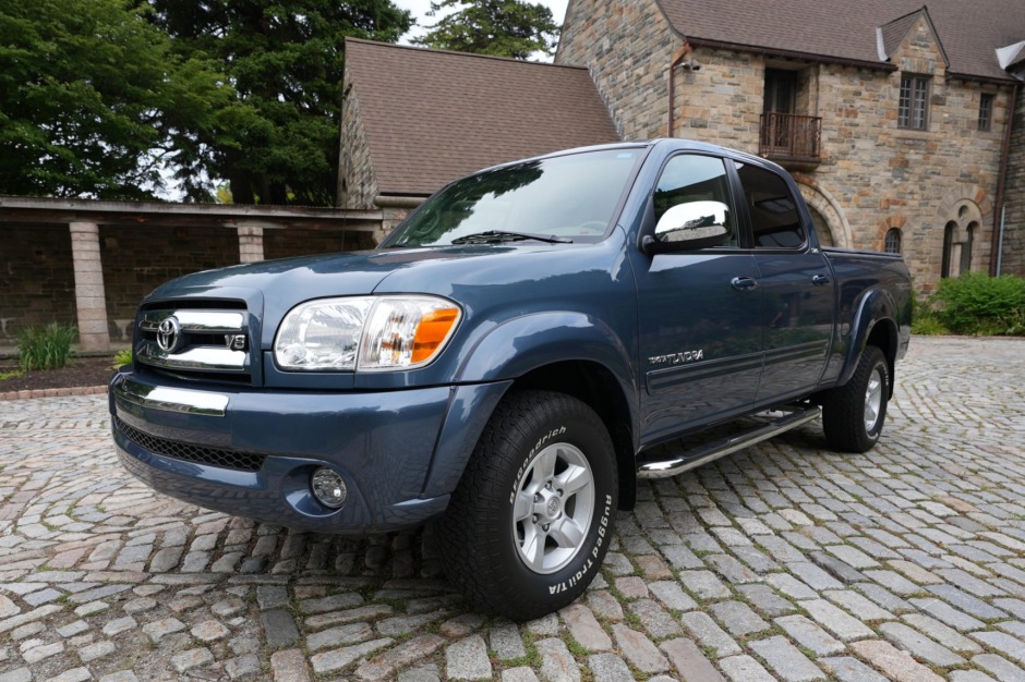 26k-Mile 2006 Toyota Tundra Double Cab SR5 TRD 4x4 V8 for sale on BaT  Auctions - sold for $42,500 on August 30, 2022 (Lot #82,996) | Bring a  Trailer