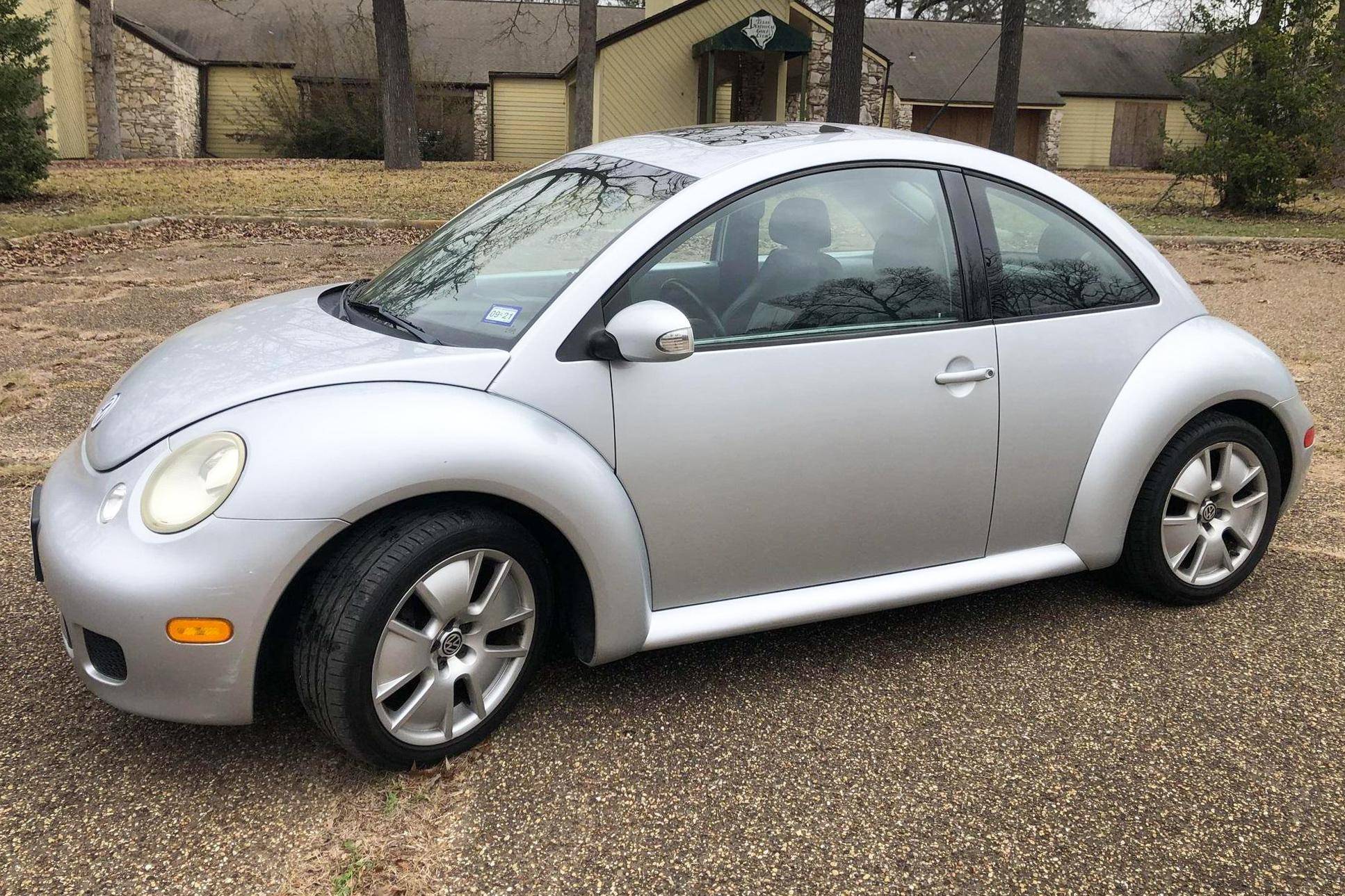 2004 Volkswagen New Beetle Turbo S auction - Cars & Bids