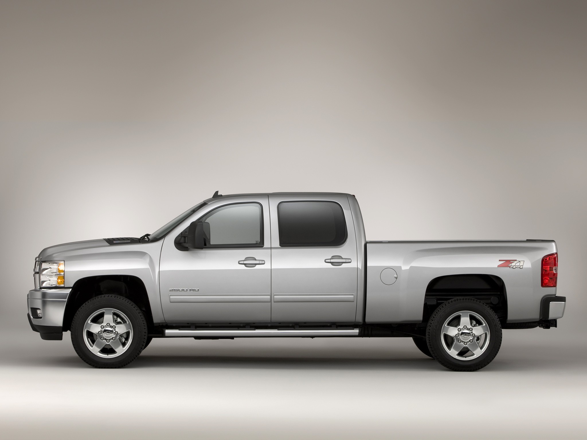 CHEVROLET Silverado 2500HD Crew Cab Specs & Photos - 2008, 2009, 2010,  2011, 2012, 2013 - autoevolution