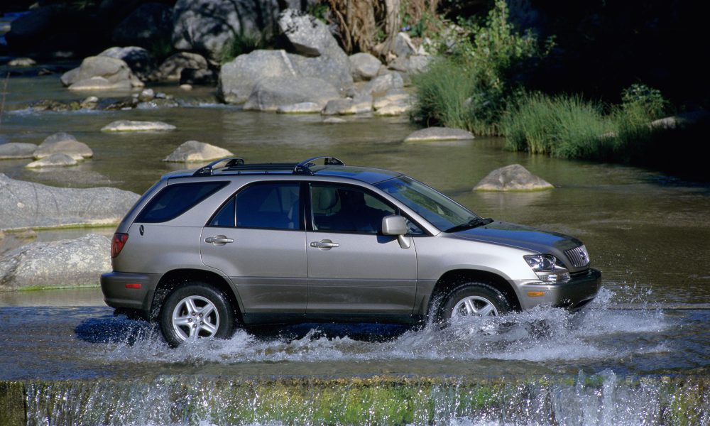 2000 Lexus RX 300 003 - Lexus USA Newsroom