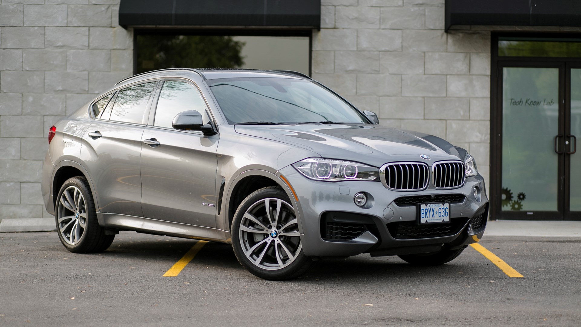 2015 BMW X6 xDrive50i Test Drive Review | AutoTrader.ca