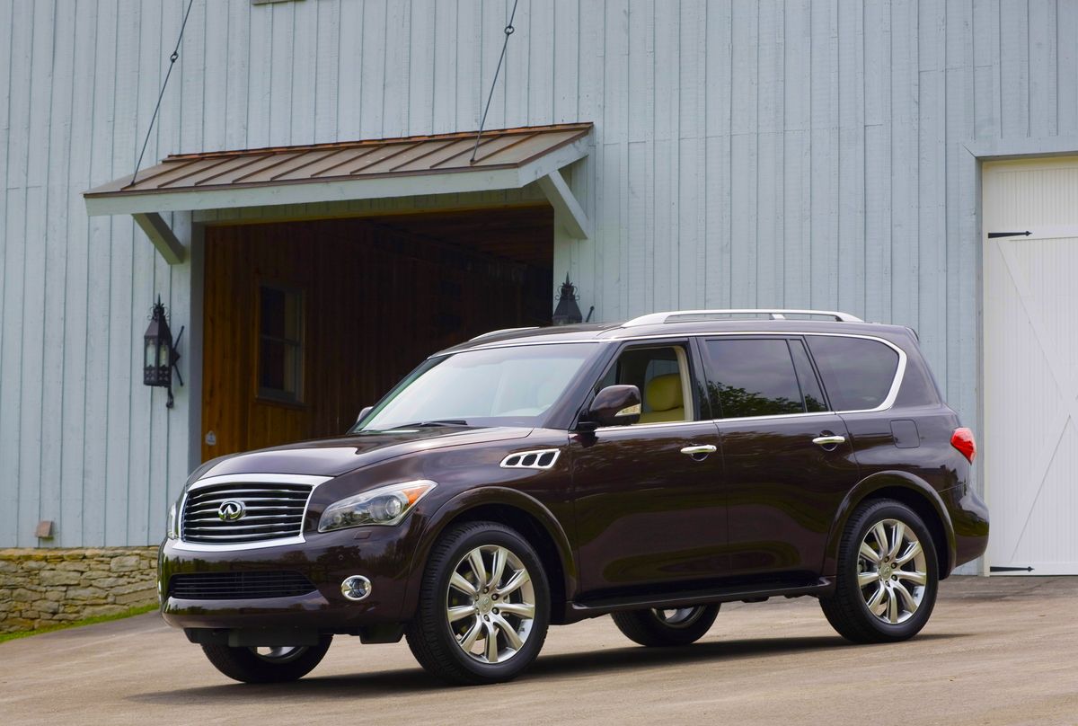 2007 Infiniti QX56 4dr 4WD Features and Specs