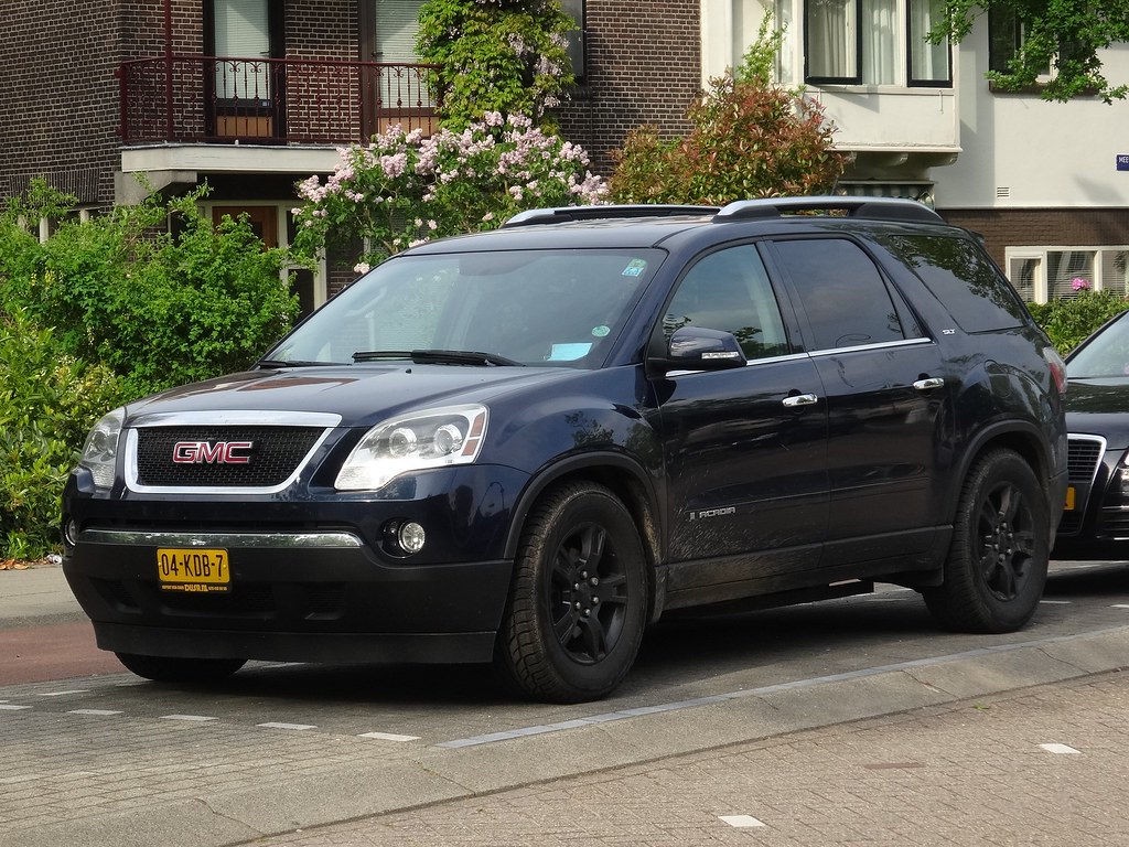 2008 GMC Acadia | The GMC Acadia was introduced in 2006. It … | Flickr