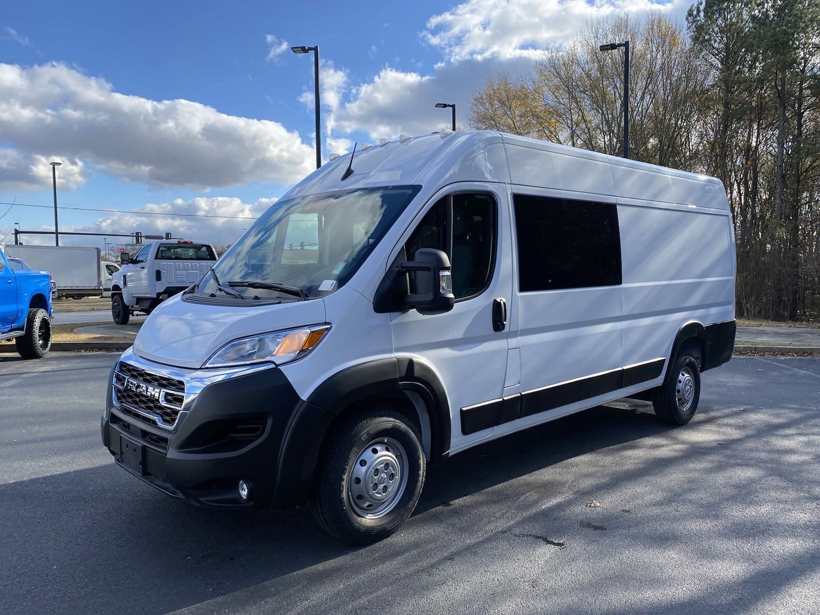 Pre-Owned 2023 Ram ProMaster Cargo Crew Van 3500 High Roof 159 WB EXT Van  in Merriam #P22724 | Hendrick Chevrolet Shawnee Mission