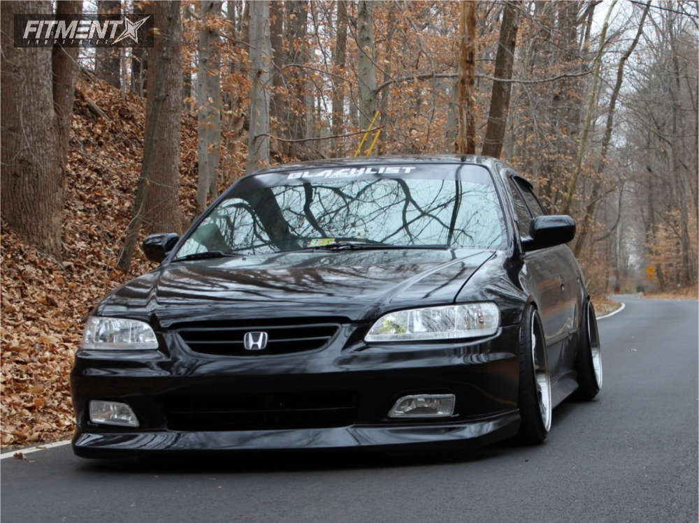 2002 Honda Accord EX V-6 4dr Sedan (3.0L 6cyl 4A) with 18x9.5 Aodhan DS02  and Nankang 215x35 on Coilovers | 371721 | Fitment Industries