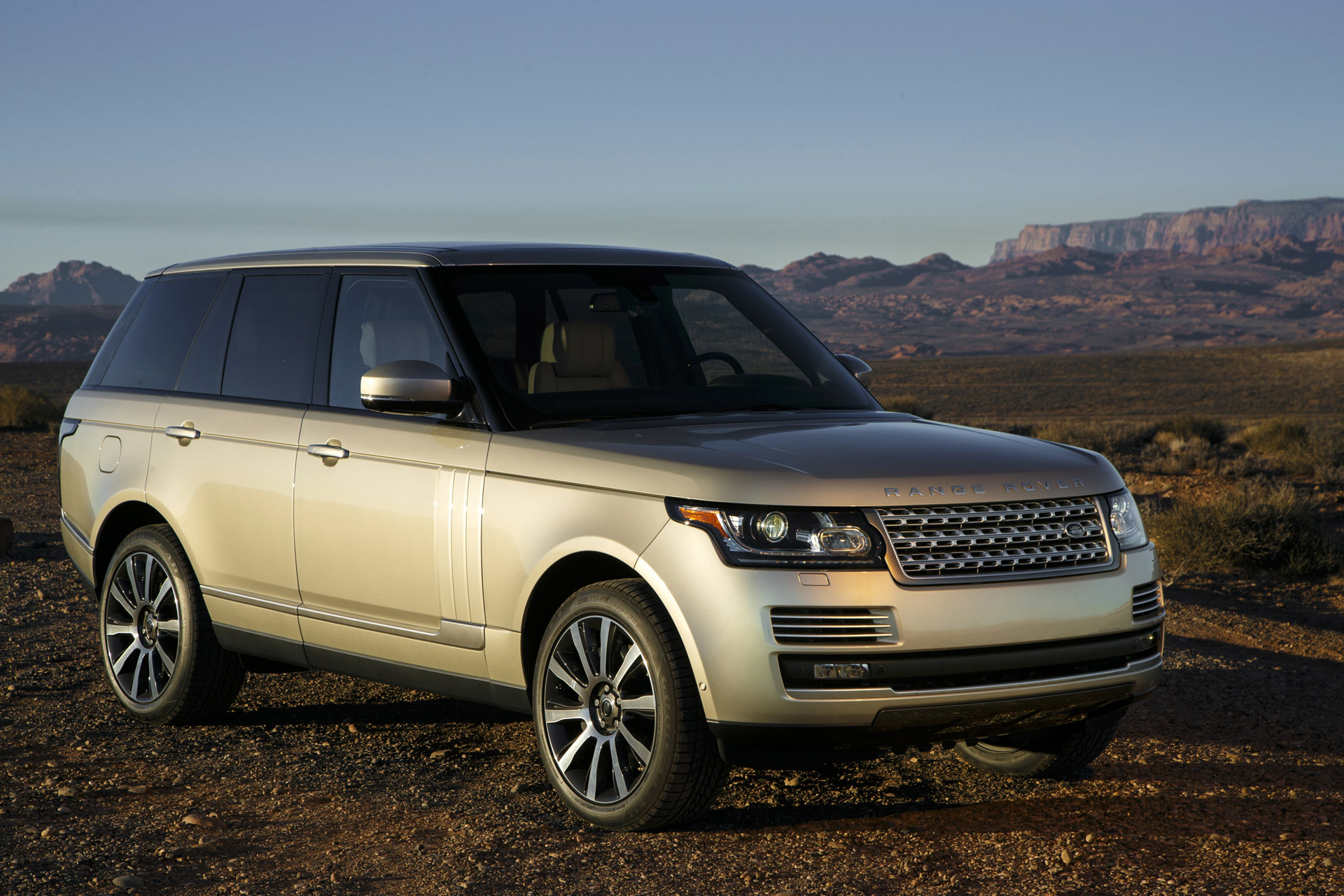 2015 Land Rover Range Rover Review, Ratings, Specs, Prices, and Photos -  The Car Connection