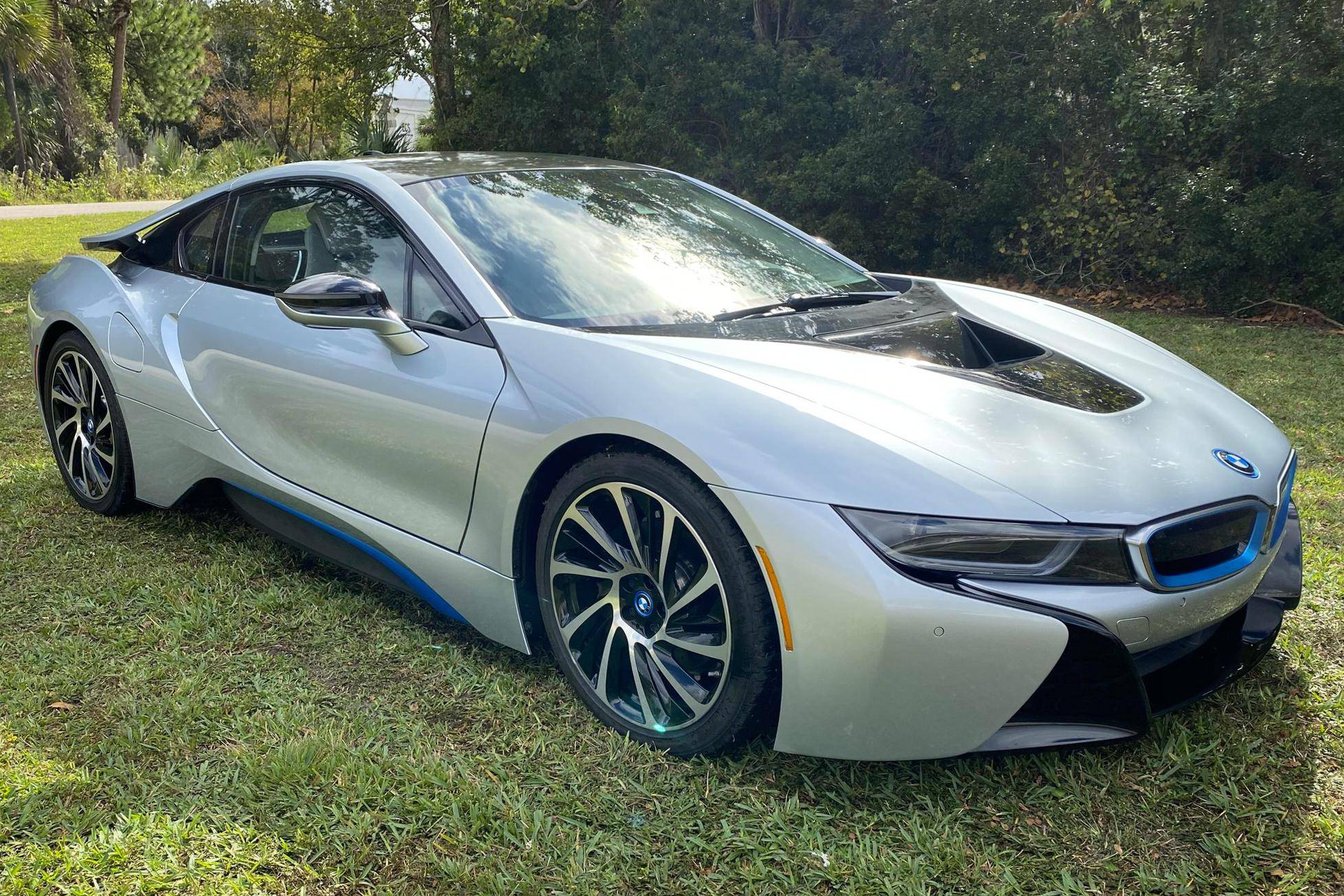 2016 BMW i8 auction - Cars & Bids