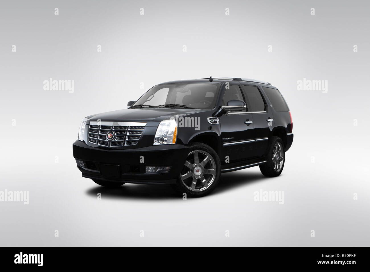 2009 Cadillac Escalade Hybrid in Black - Front angle view Stock Photo -  Alamy