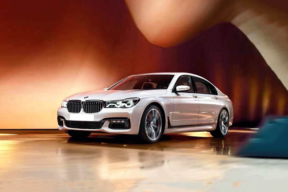 BMW 7 Series 2015-2019 ActiveHybrid L On Road Price (Petrol), Features &  Specs, Images