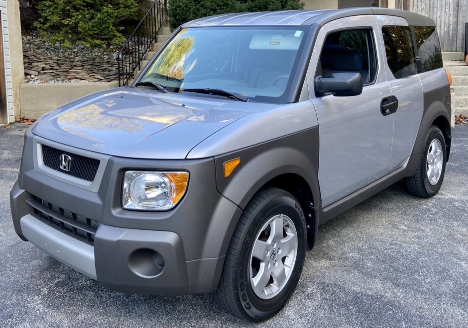 No Reserve: 14k-Mile 2004 Honda Element EX 4WD for sale on BaT Auctions -  sold for $25,000 on December 13, 2021 (Lot #61,433) | Bring a Trailer