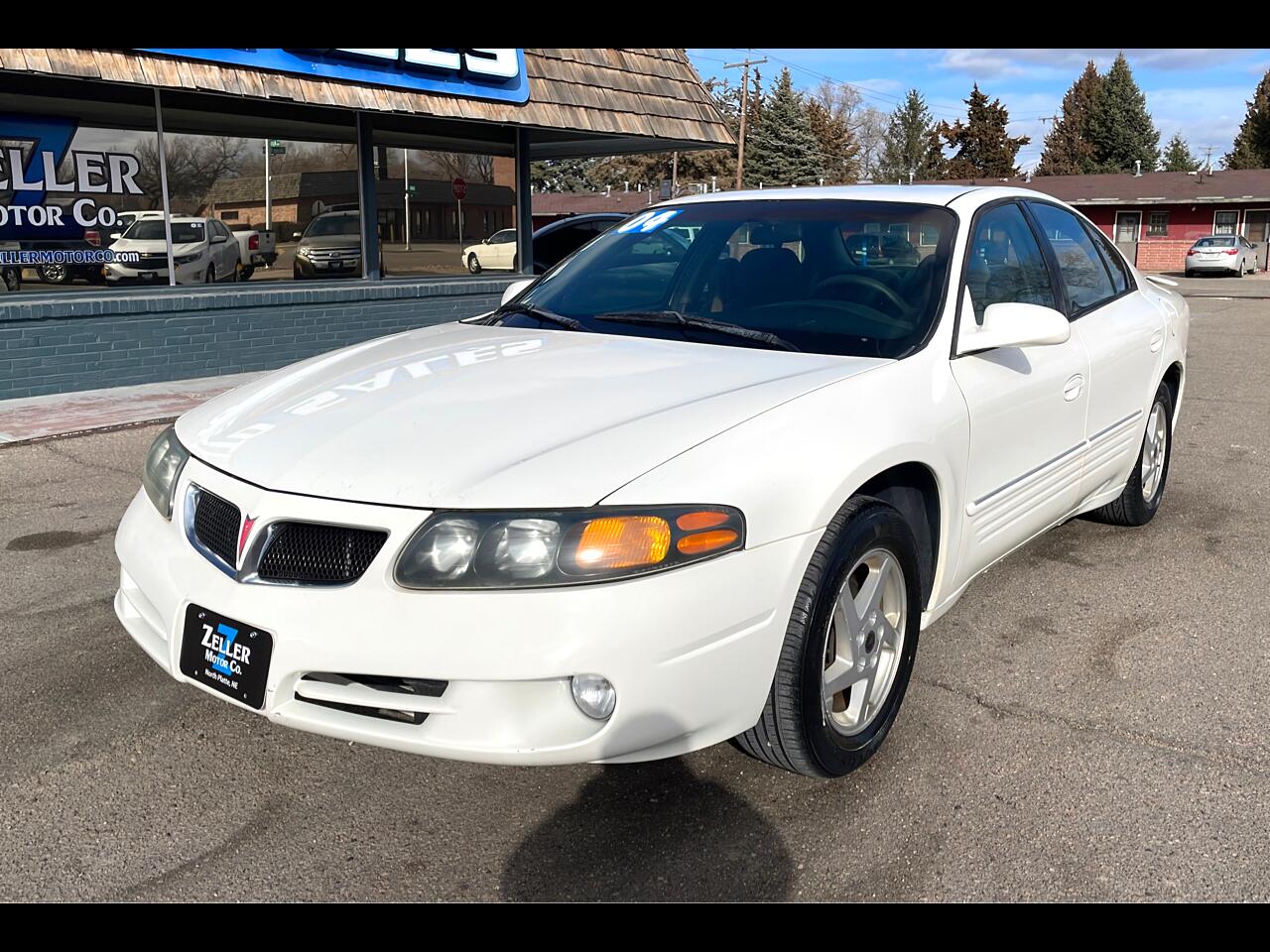 Used Pontiac Bonneville's nationwide for sale - MotorCloud