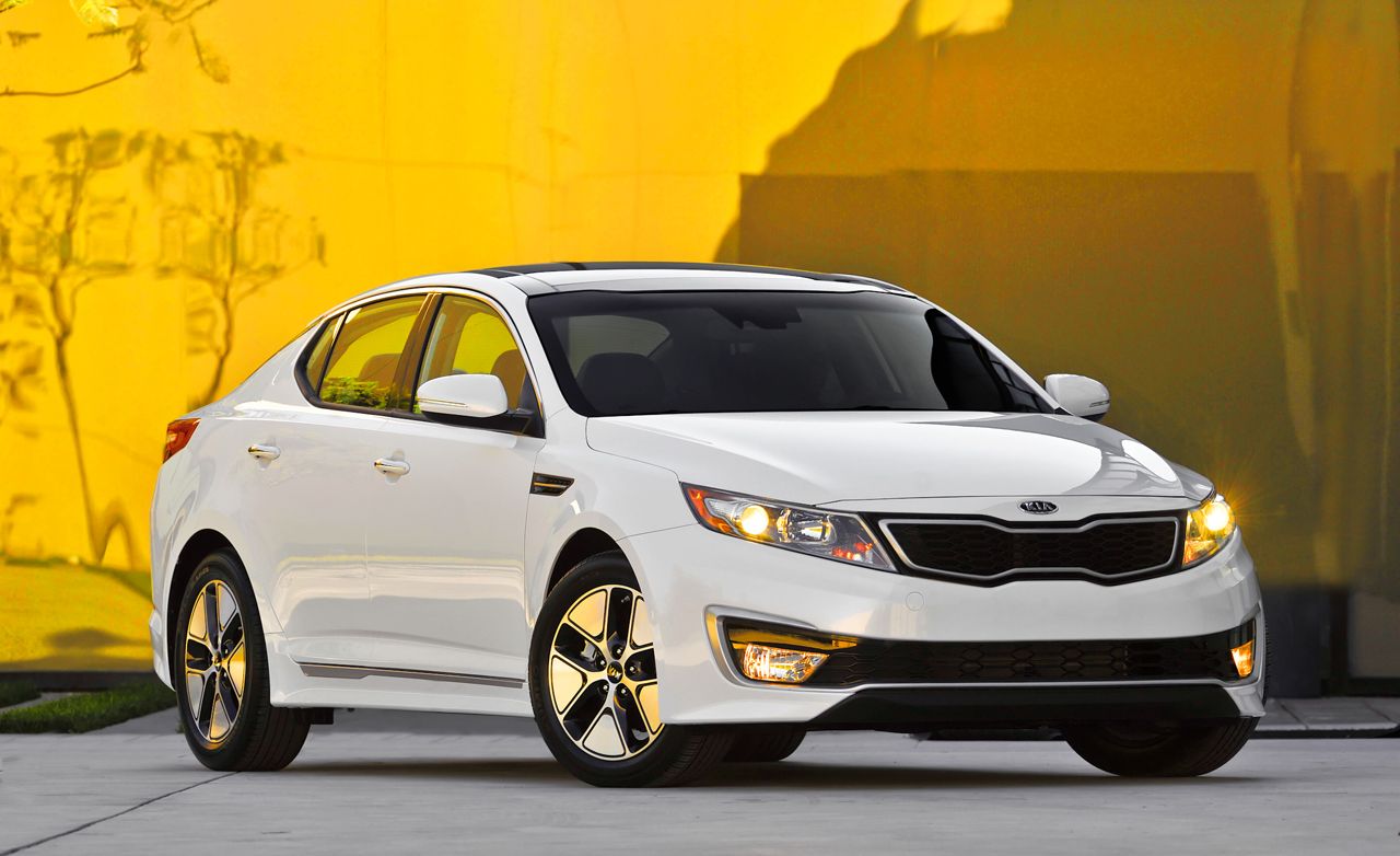 2011 Kia Optima Hybrid Drive &ndash; Review &ndash; Car and Driver