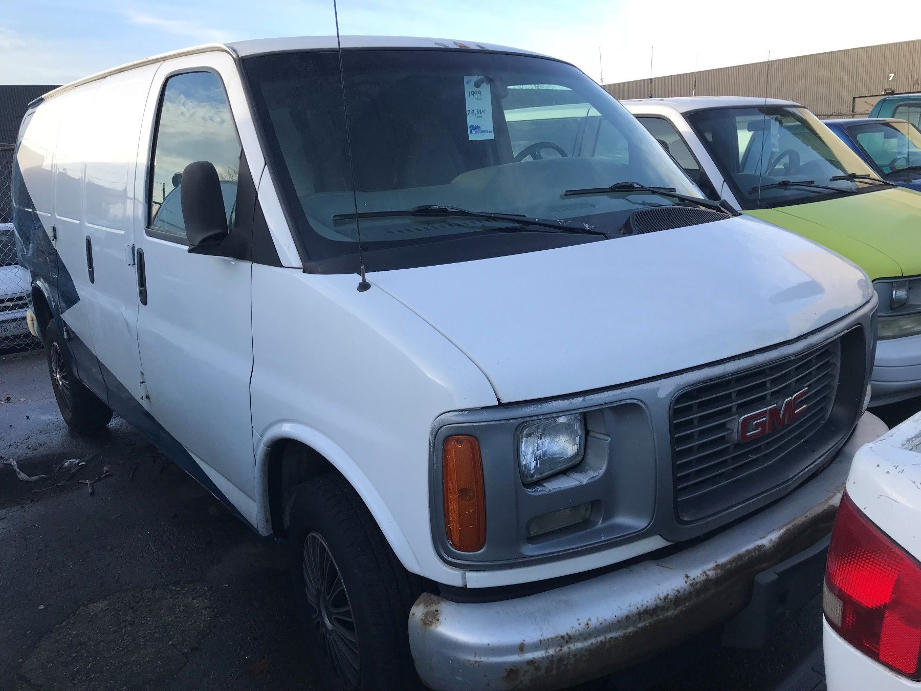 1999 GMC SAVANA 3500, WHITE, CARGO VAN, 5.7L, GAS, AUTOMATIC,  VIN#1GTHG35R3X1108169, 218,634KMS,