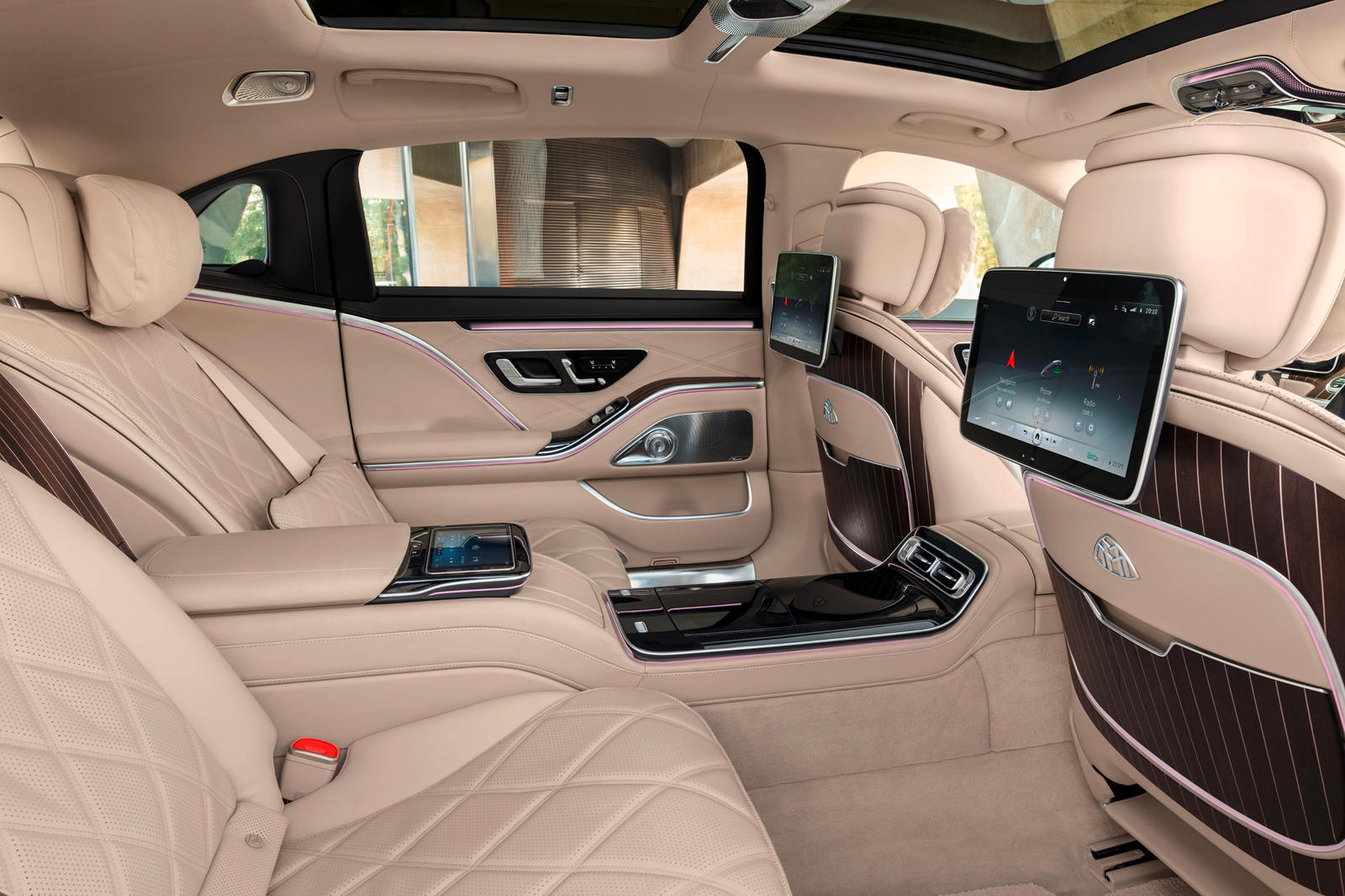 2022 Mercedes-Maybach S Interior Dimensions: Seating, Cargo Space & Trunk  Size - Photos | CarBuzz