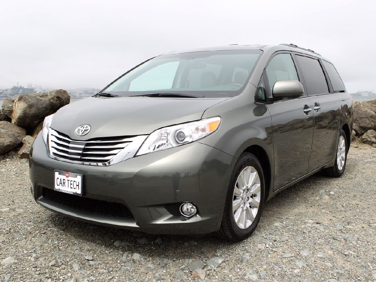 2011 Toyota Sienna Limited (photos) - CNET