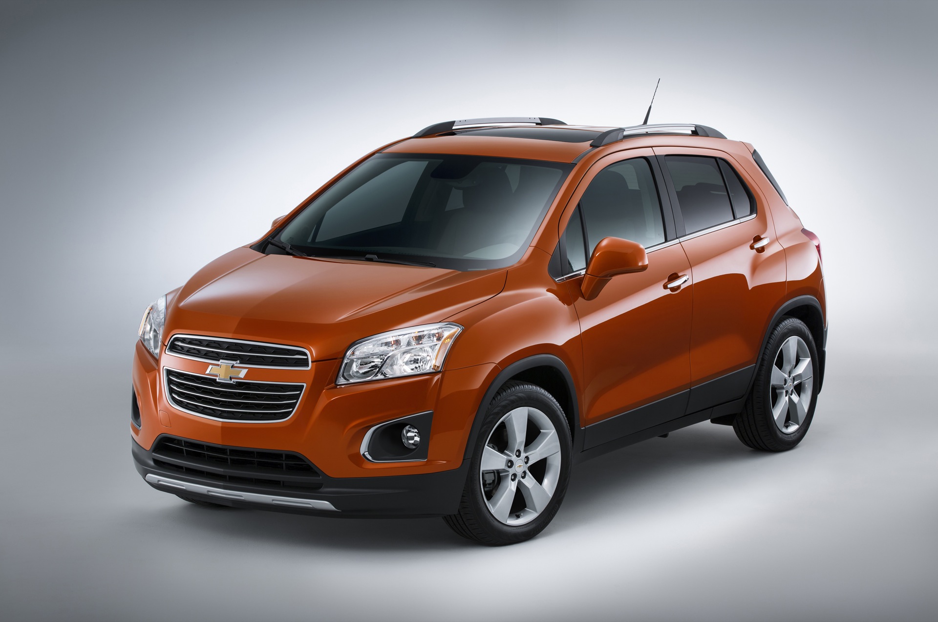 2016 Chevrolet Trax (Chevy) Review, Ratings, Specs, Prices, and Photos -  The Car Connection