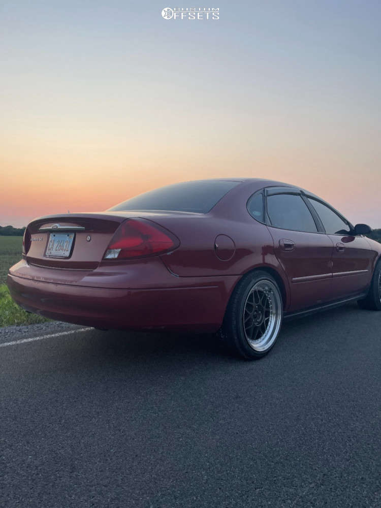 2003 Ford Taurus with 18x9.5 36 ARC Ar9 and 245/40R18 Landspider Citytraxx  G/p and Stock | Custom Offsets