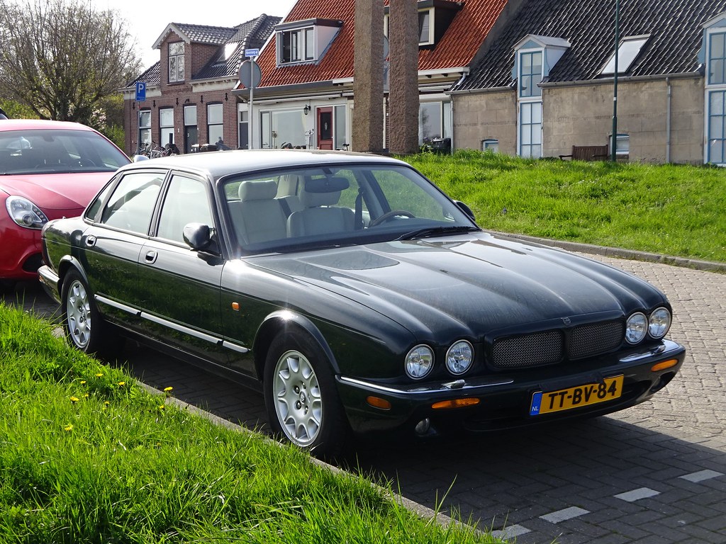 1998 Jaguar XJR | The second generation of the Jaguar XJ was… | Flickr
