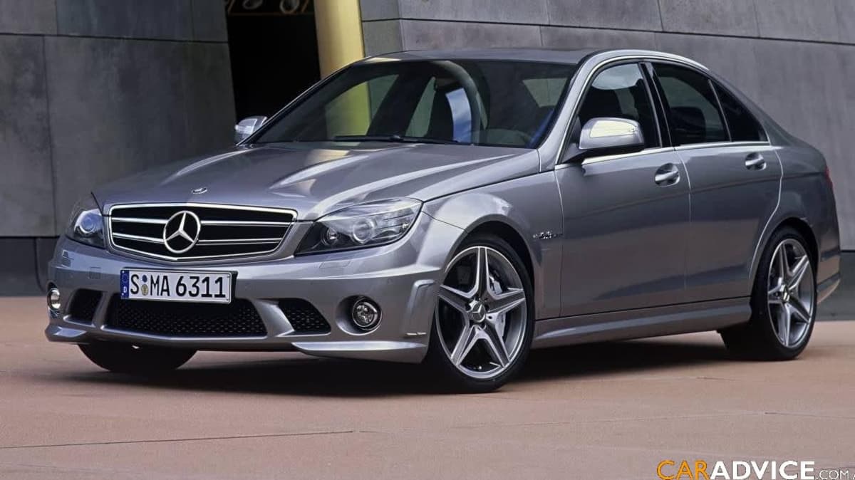 2008 Mercedes-Benz C 63 AMG preview - Drive