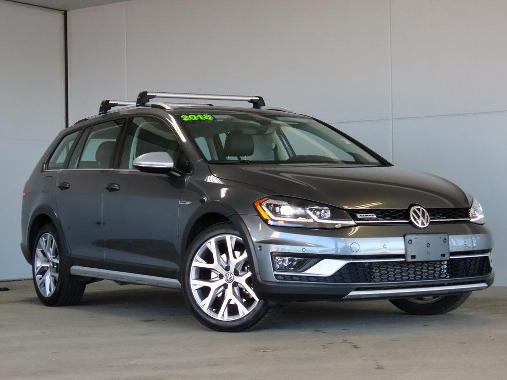 Used 2018 Volkswagen Golf Alltrack for Sale Near Me | Cars.com