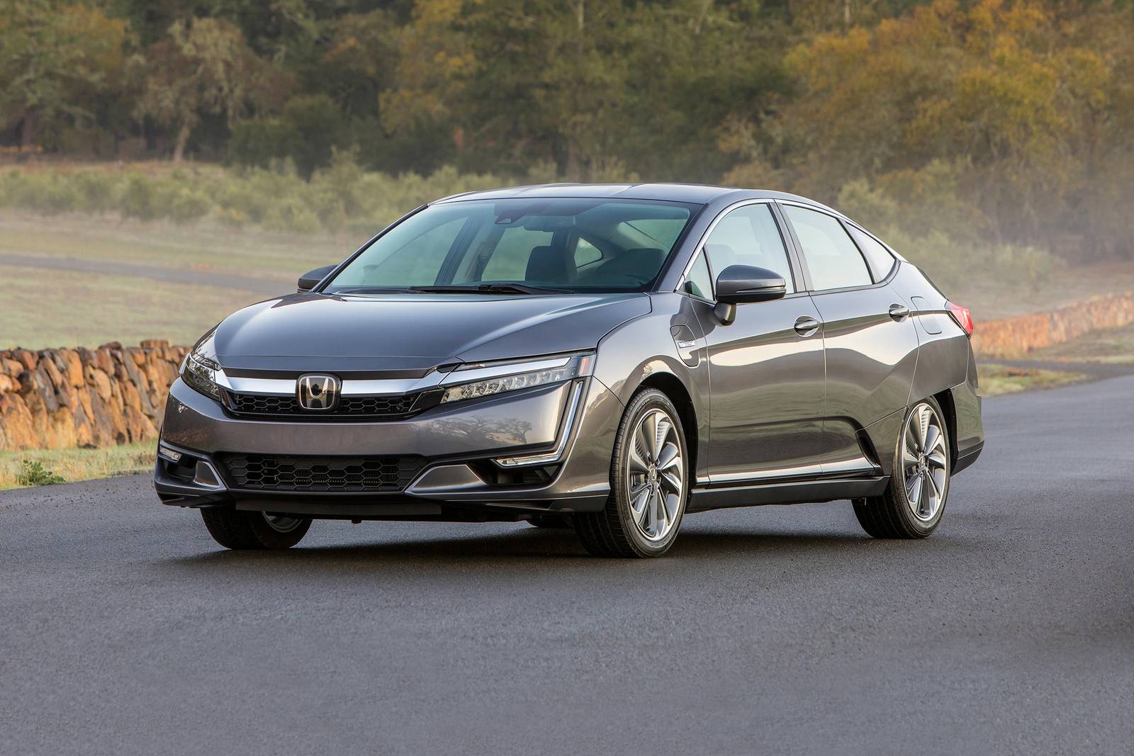 Used 2018 Honda Clarity Hybrid Review | Edmunds