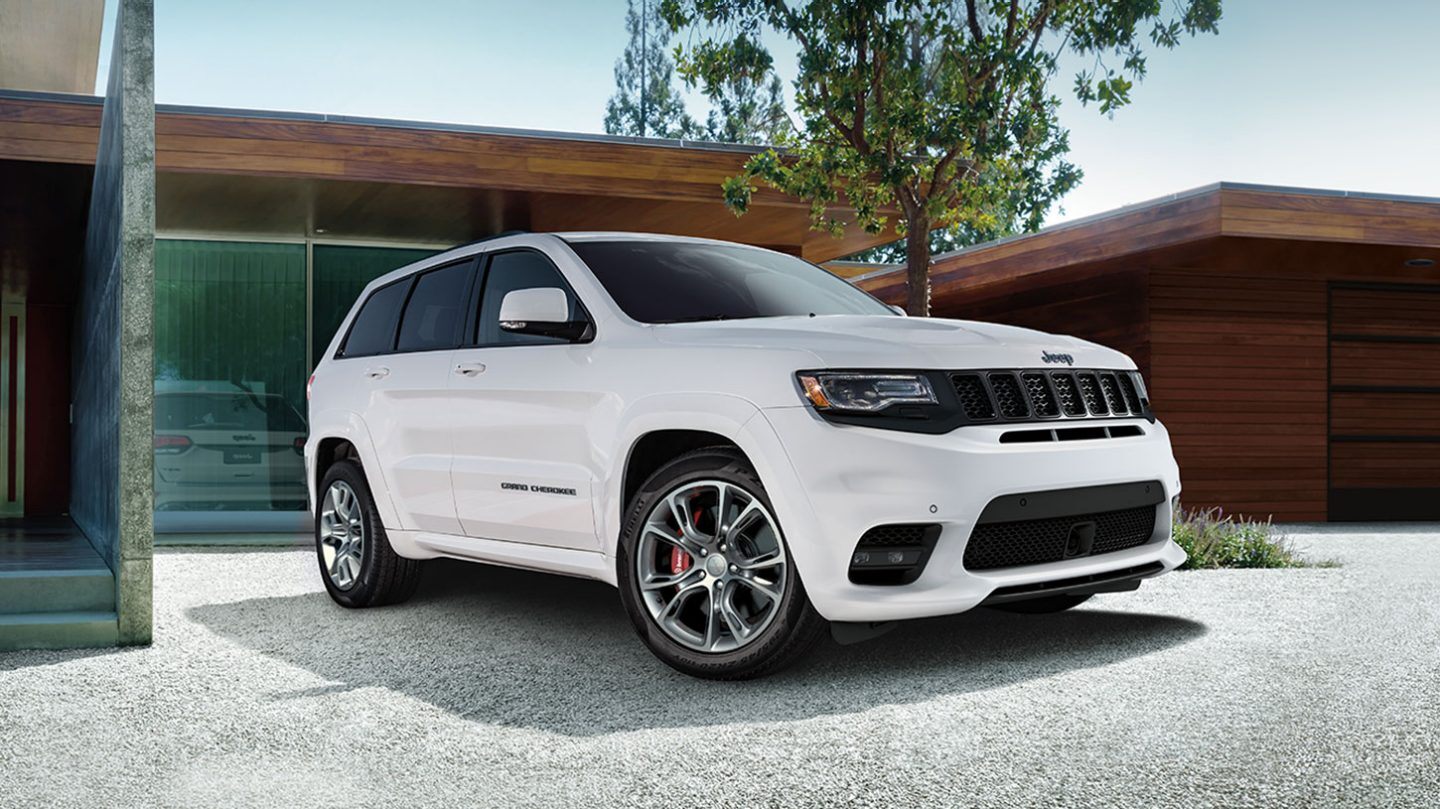 Test Drive the 2020 Jeep® Grand Cherokee in Asheville, NC | Fields Chrysler  Jeep Dodge Ram