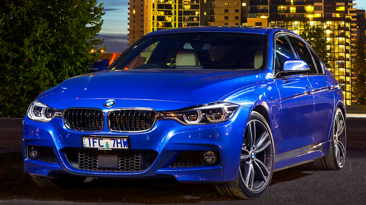 2016 BMW 330e Plug-in Hybrid Review - Drive