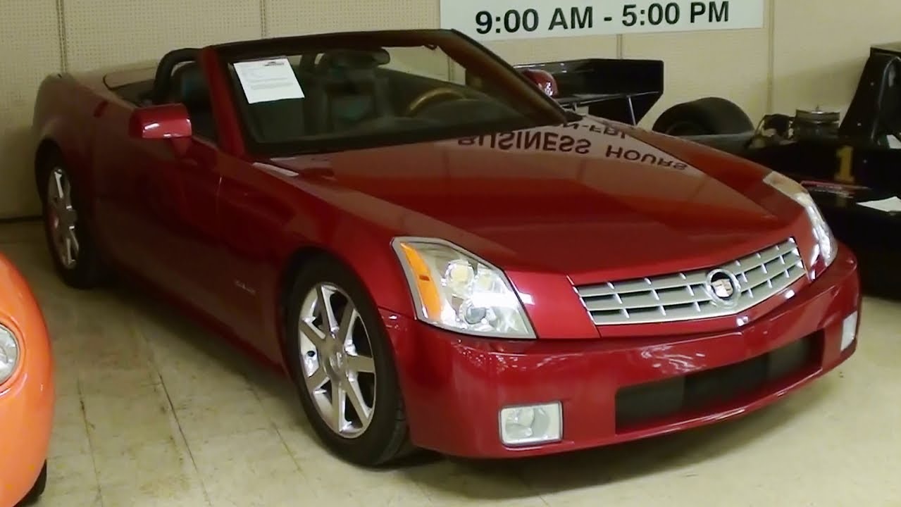 2004 Cadillac XLR Retractable Hardtop Convertible - YouTube