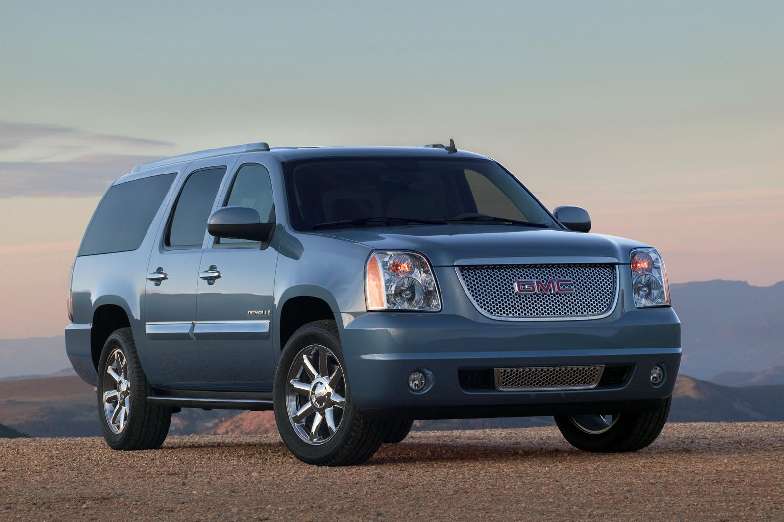 2012 GMC Yukon: Review, Trims, Specs, Price, New Interior Features,  Exterior Design, and Specifications | CarBuzz