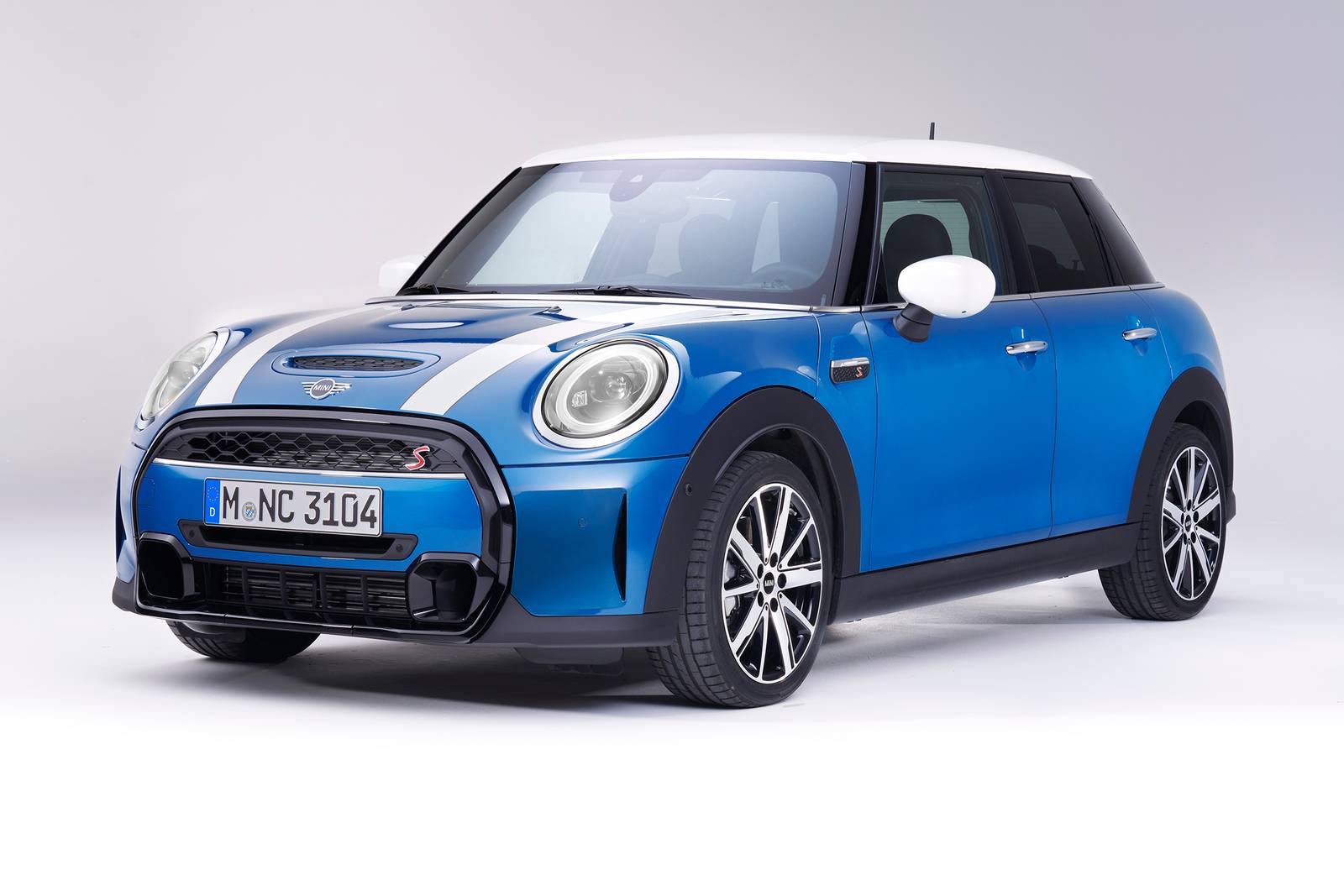 2023 MINI Hardtop 4 Door Prices, Reviews, and Pictures | Edmunds