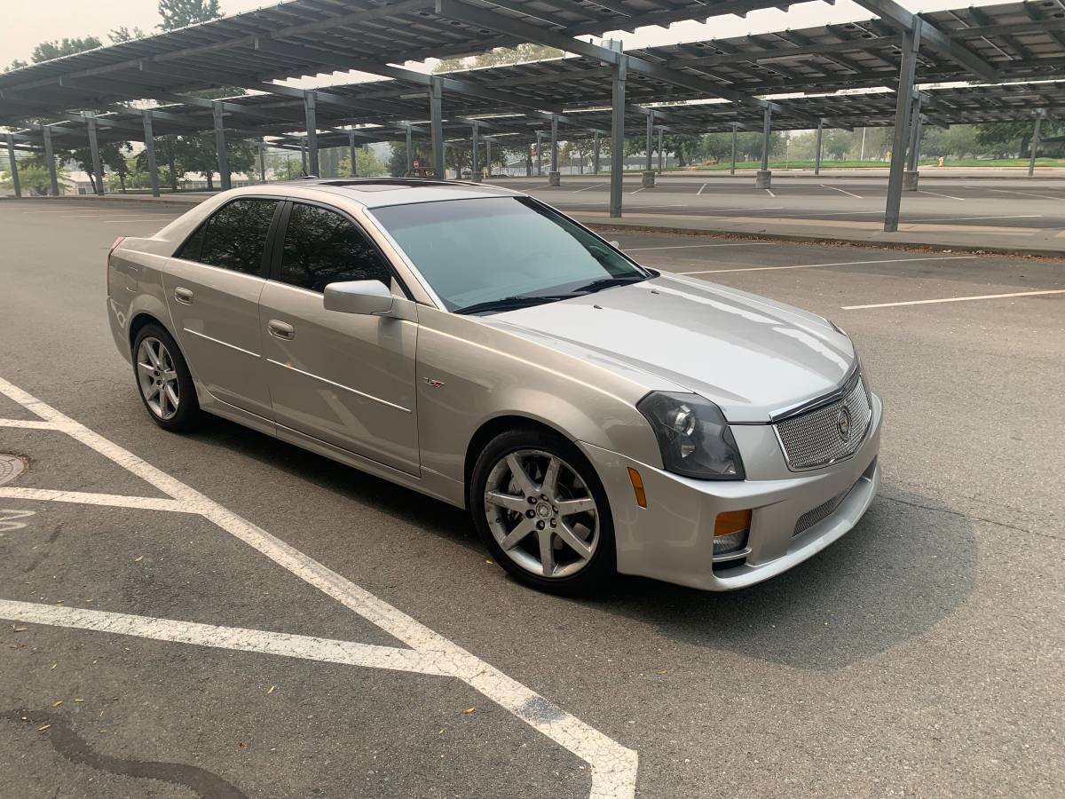 Speed and Style: 2005 Cadillac CTS-V - DailyTurismo