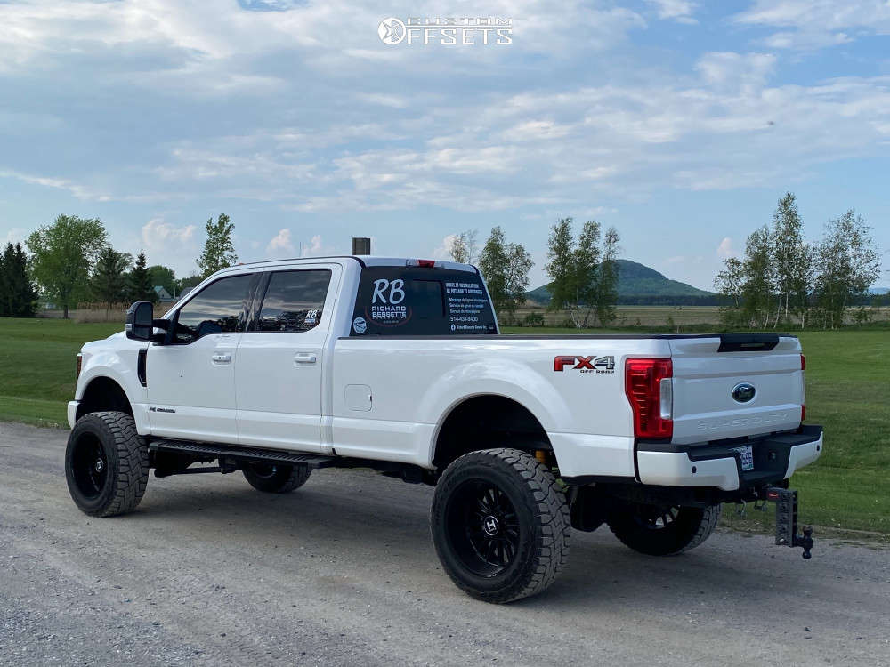 2019 Ford F-250 Super Duty with 22x12 -44 Hostile Predator and 37/13.5R22  Toyo Tires Open Country R/t and Suspension Lift 6" | Custom Offsets