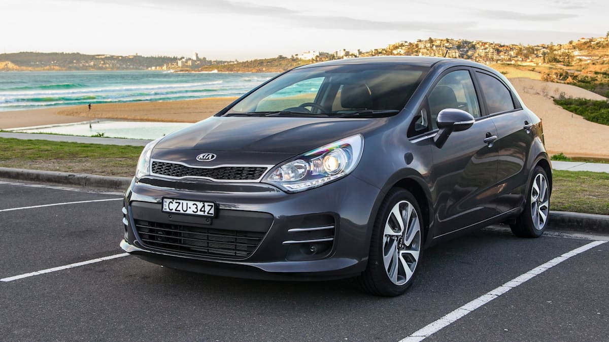 2016 Kia Rio SLI Review - Drive