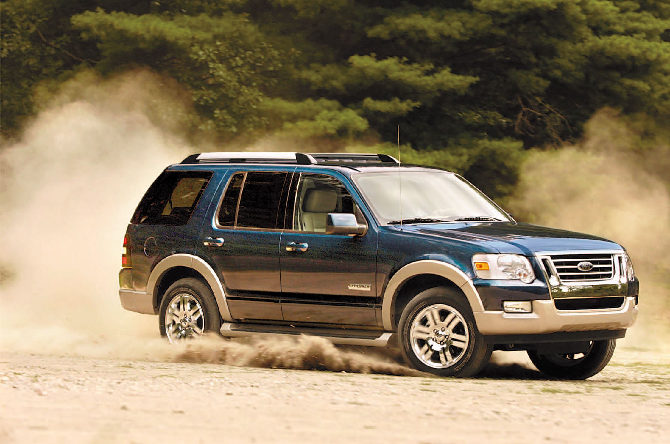 Tested: 2006 Ford Explorer vs. 2006 Jeep Commander