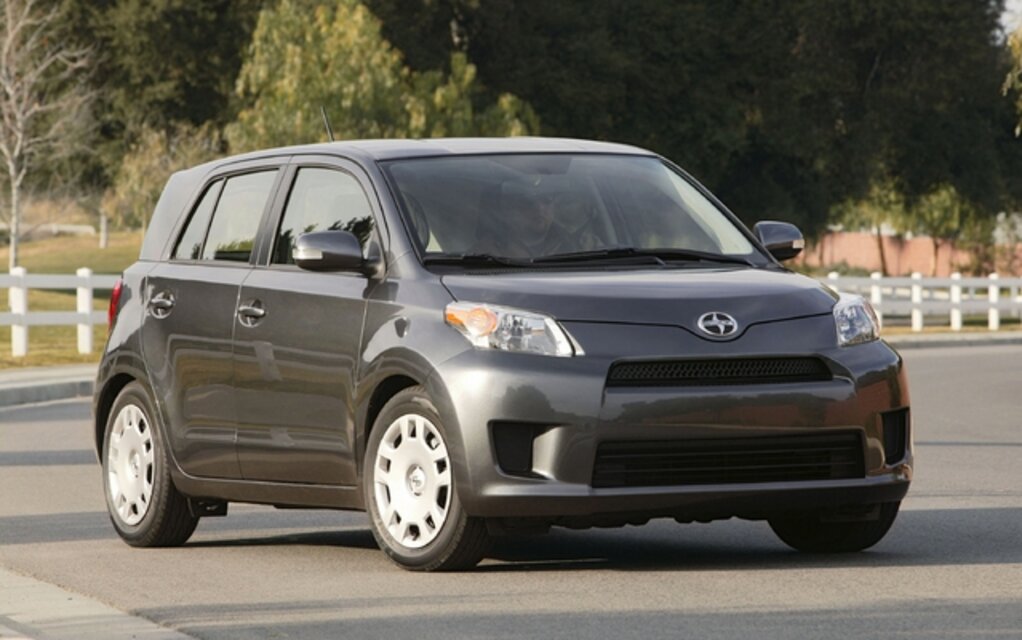 2011 Scion xD Rating - The Car Guide