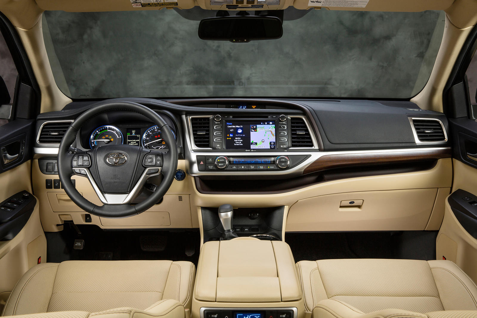 2014 Toyota Highlander Hybrid Interior Photos | CarBuzz