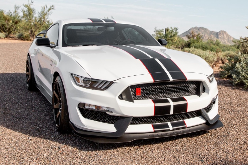 1,900-Mile 2018 Ford Mustang Shelby GT350R for sale on BaT Auctions - sold  for $76,000 on October 2, 2021 (Lot #56,453) | Bring a Trailer