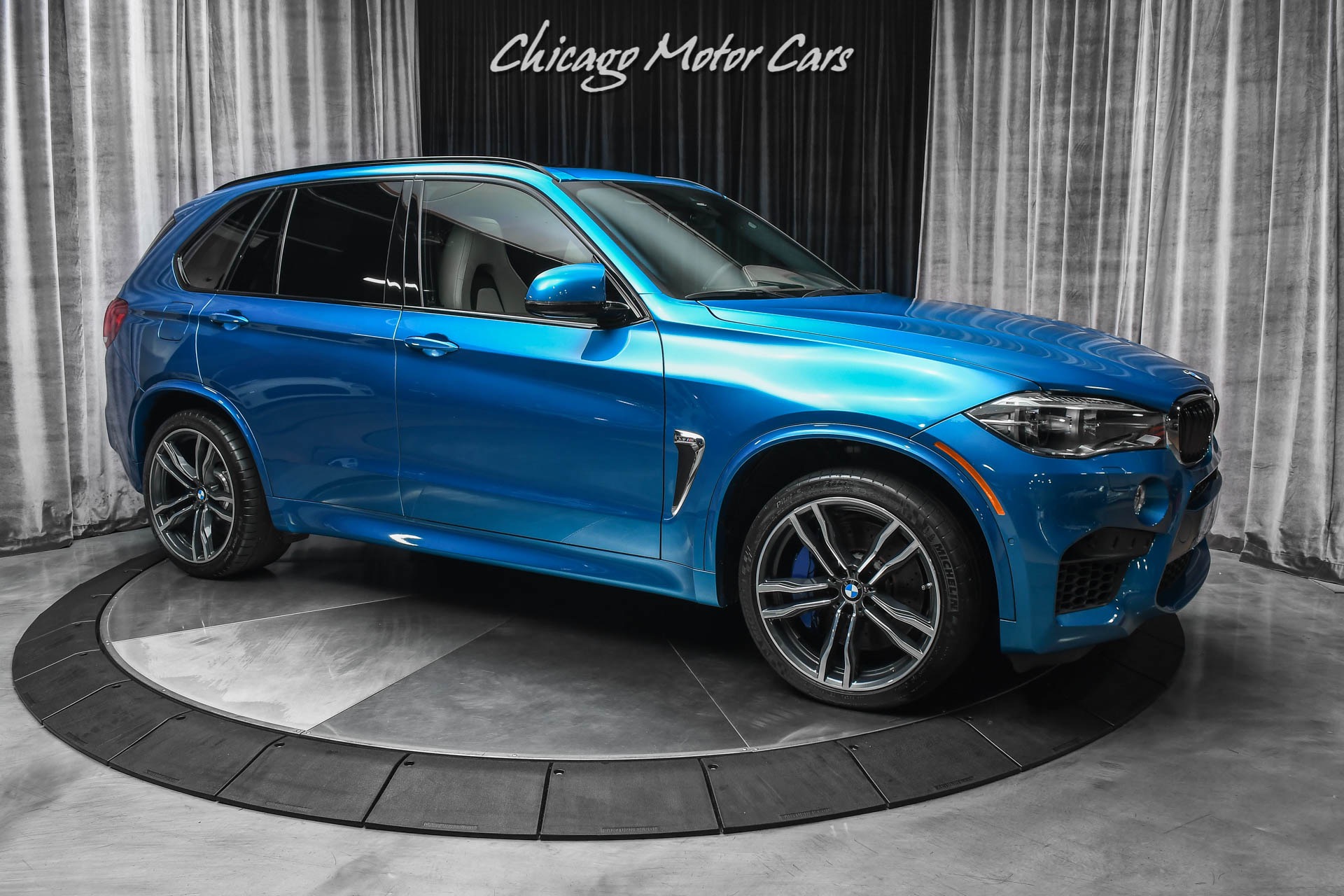 Used 2018 BMW X5 M SUV MSRP $114,695+ Executive Package! Bang & Olufsen  Sound! Apple CarPlay! For Sale (Special Pricing) | Chicago Motor Cars Stock  #18492